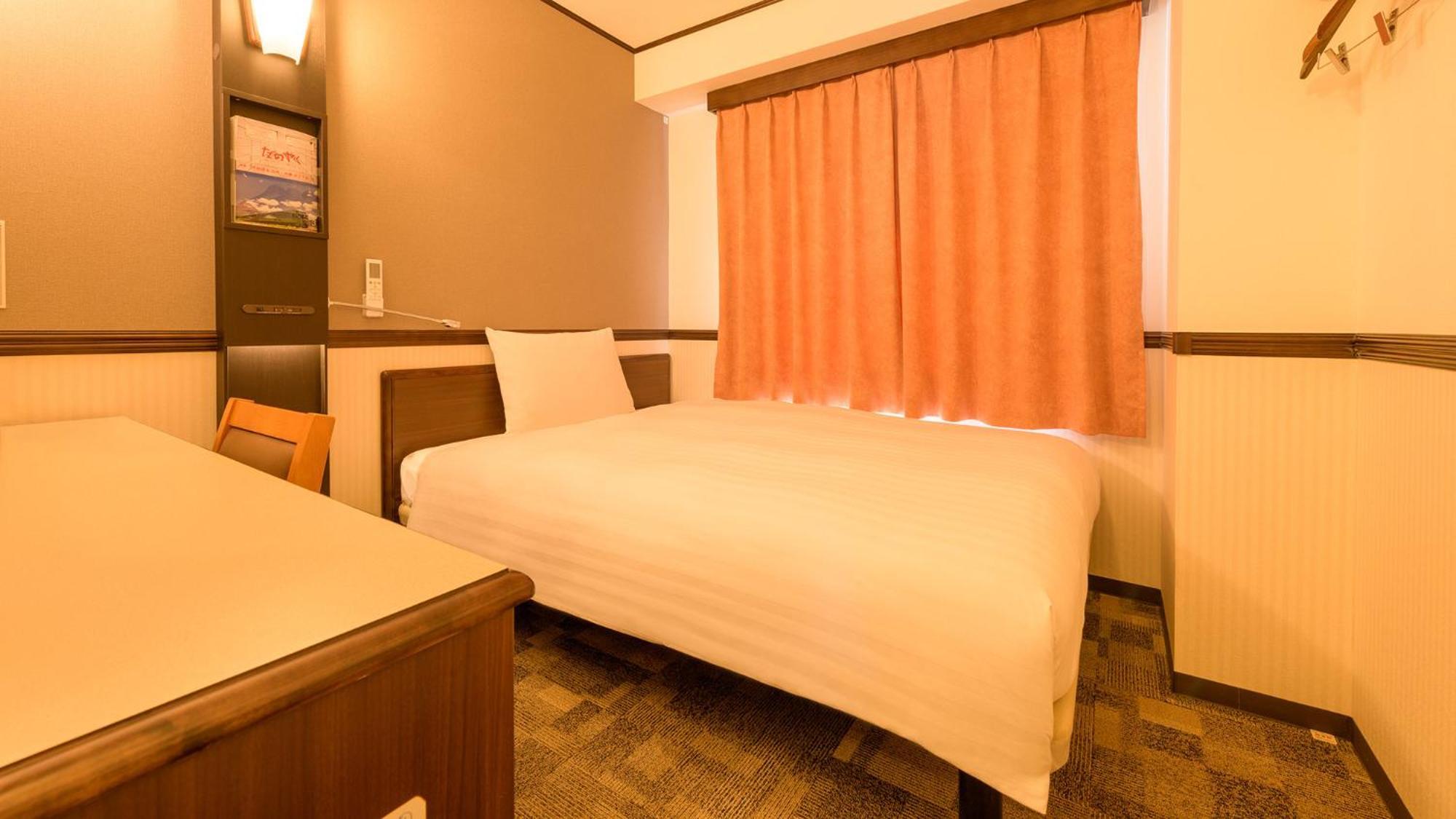 Toyoko Inn Hon-Atsugi-Eki Minami-Guchi Quarto foto